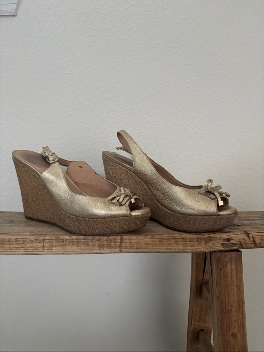 ANTONIO MELANI Gold Wedge Peep-Toe Slingback Heels Size 8